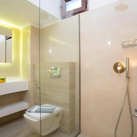 Amalia Sun * Vrasná