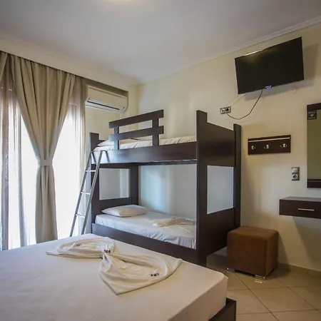 Villa Amalia Sun Beach * Nea Vrasna