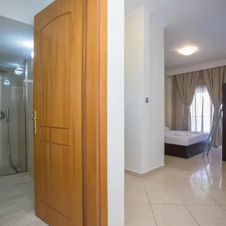 Villa Amalia Sun Beach * Nea Vrasna